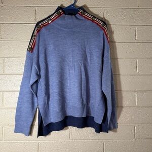 Tommy Hilfiger Blue and Red Crewneck Sweater with Striped Accents size L